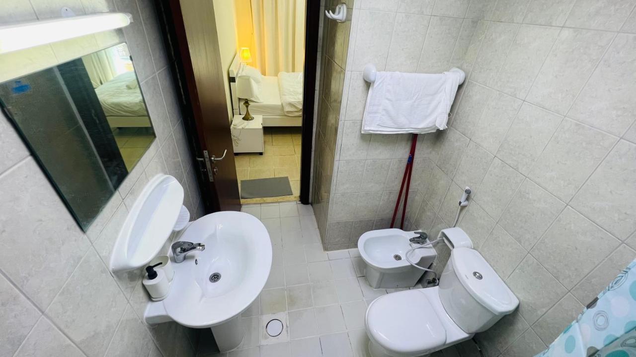 Newly Furnished Cozy One Bed Room Apartment 2 Bathroom City View Dubai Exterior foto